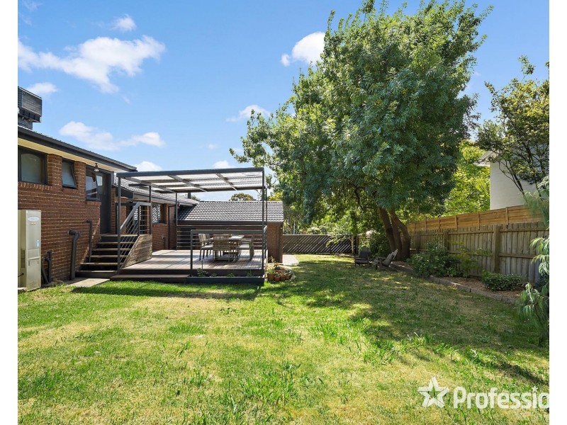 26 Alpine Way, Kilsyth VIC 3137