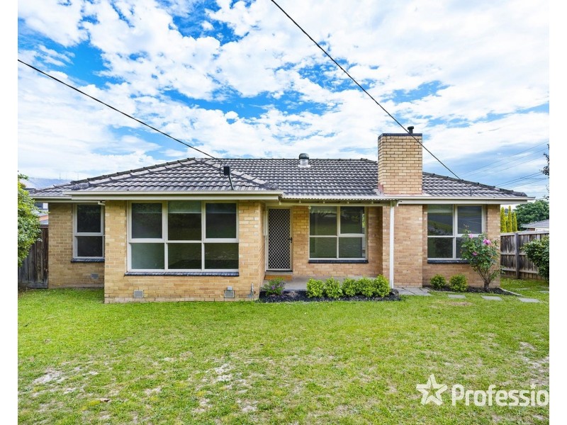 56 Taylor Road, Mooroolbark VIC 3138