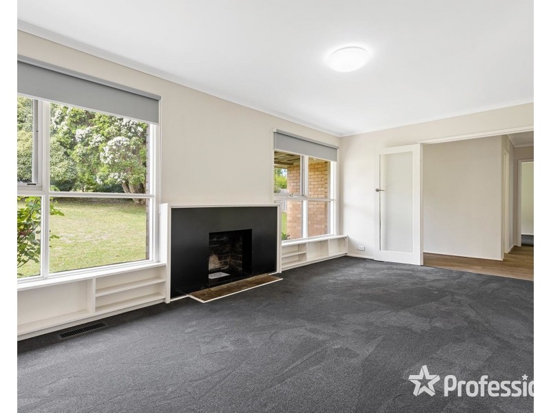56 Taylor Road, Mooroolbark VIC 3138
