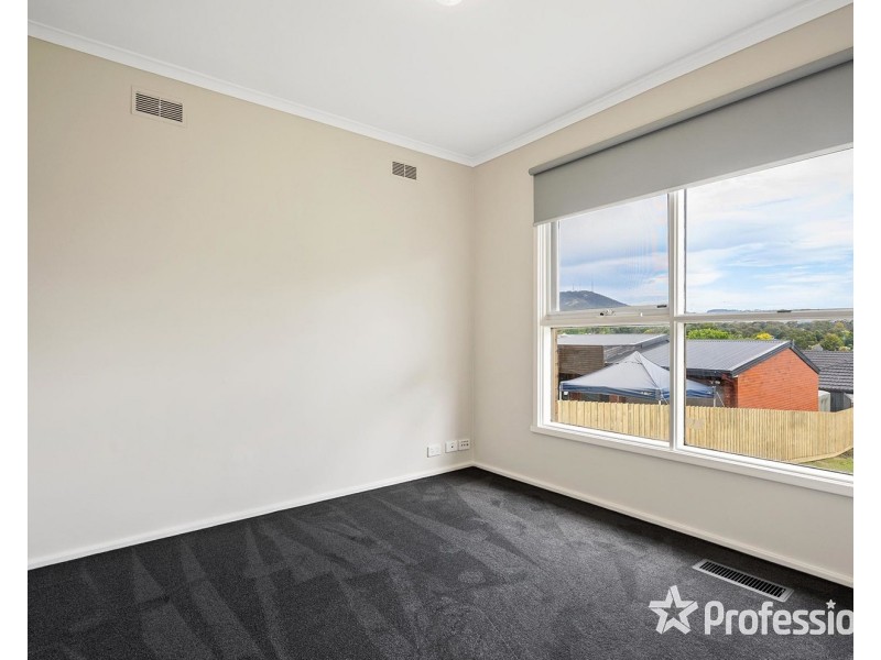 56 Taylor Road, Mooroolbark VIC 3138