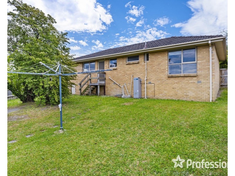 56 Taylor Road, Mooroolbark VIC 3138
