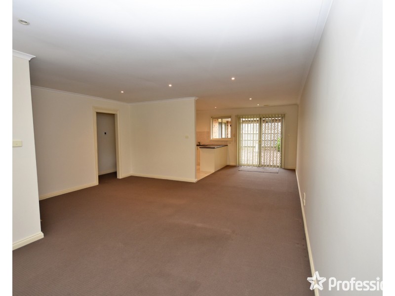 1/13 Kilsyth Avenue, Kilsyth VIC 3137