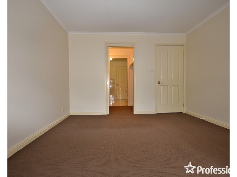 1/13 Kilsyth Avenue, Kilsyth VIC 3137