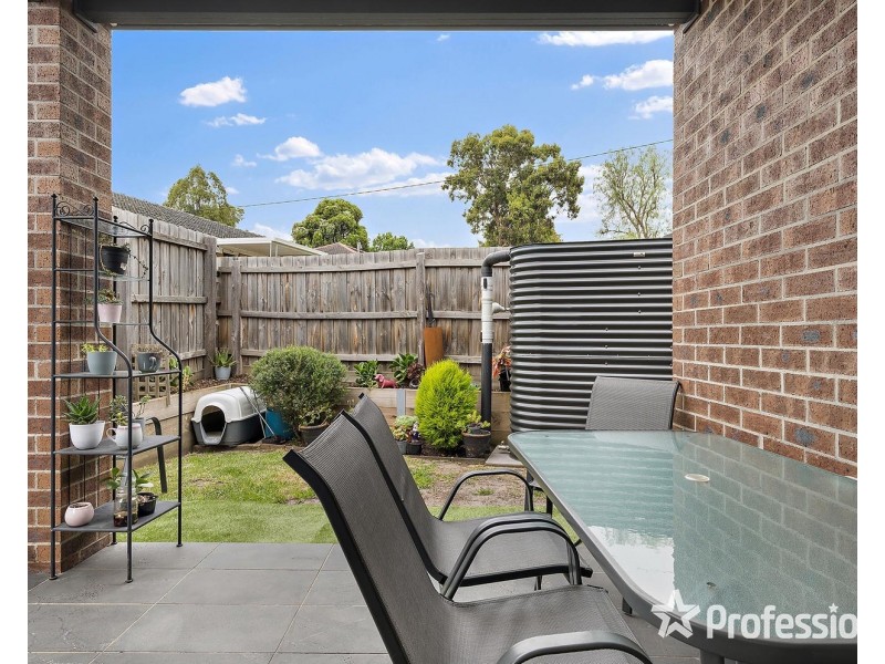 1 Dennis Court, Mooroolbark VIC 3138