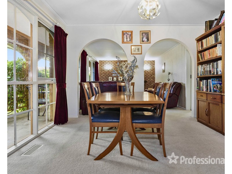 19 Polaris Way, Chirnside Park VIC 3116