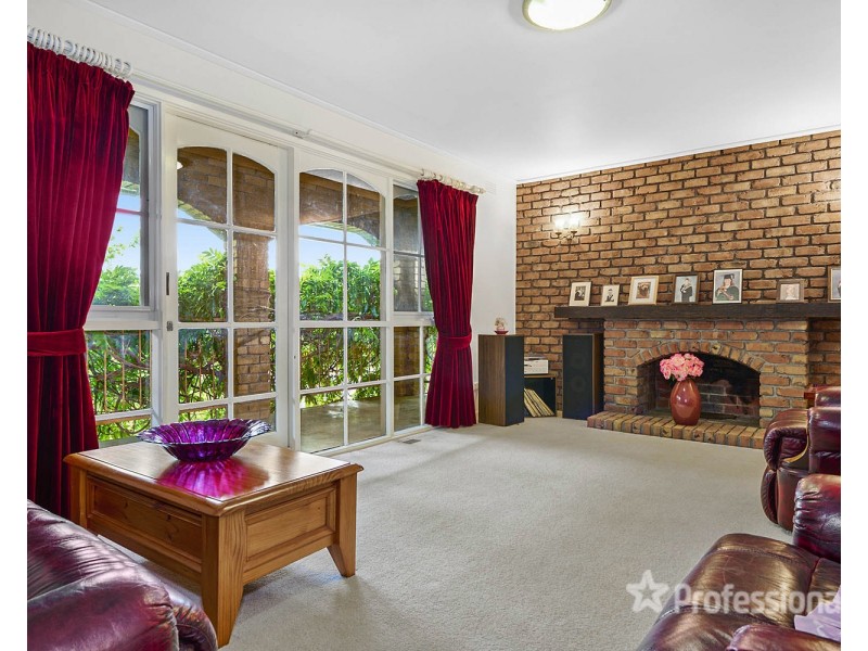 19 Polaris Way, Chirnside Park VIC 3116
