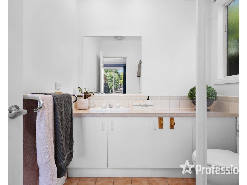 36a Cave Hill Road, Lilydale VIC 3140