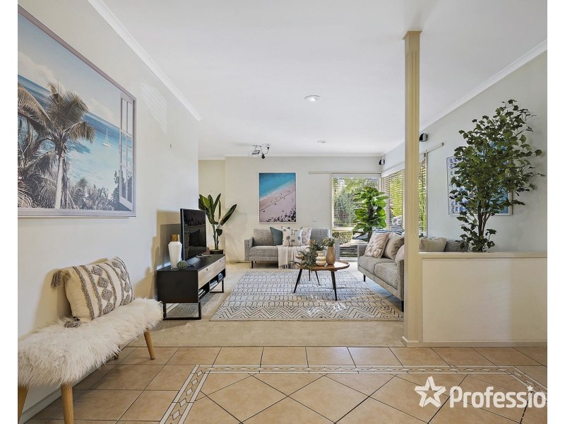 74 Partridge Way, Mooroolbark VIC 3138