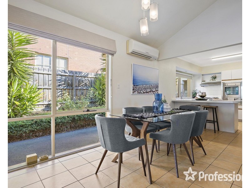 74 Partridge Way, Mooroolbark VIC 3138