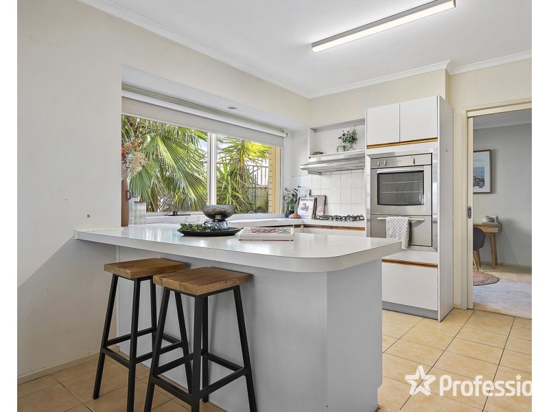 74 Partridge Way, Mooroolbark VIC 3138