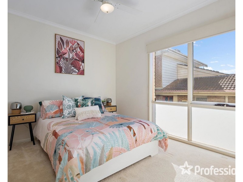 74 Partridge Way, Mooroolbark VIC 3138