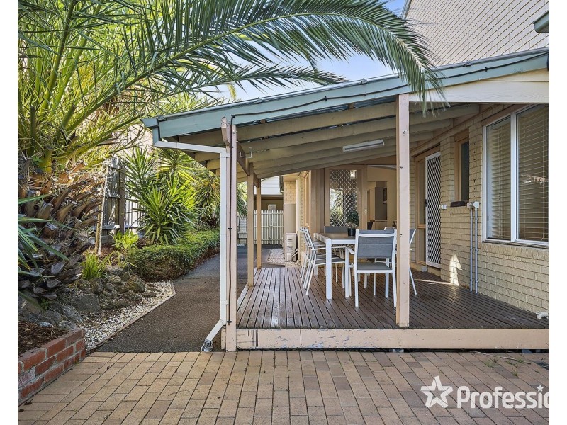 74 Partridge Way, Mooroolbark VIC 3138