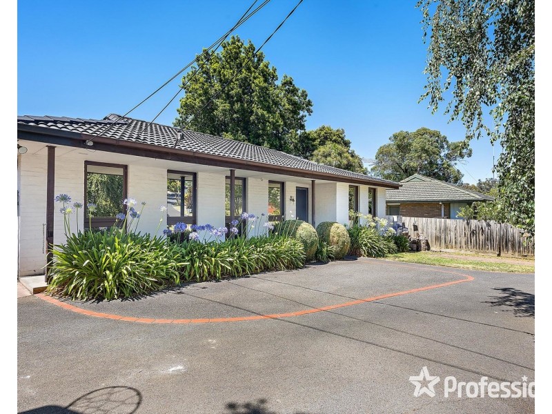 34 McDermott Avenue, Mooroolbark VIC 3138