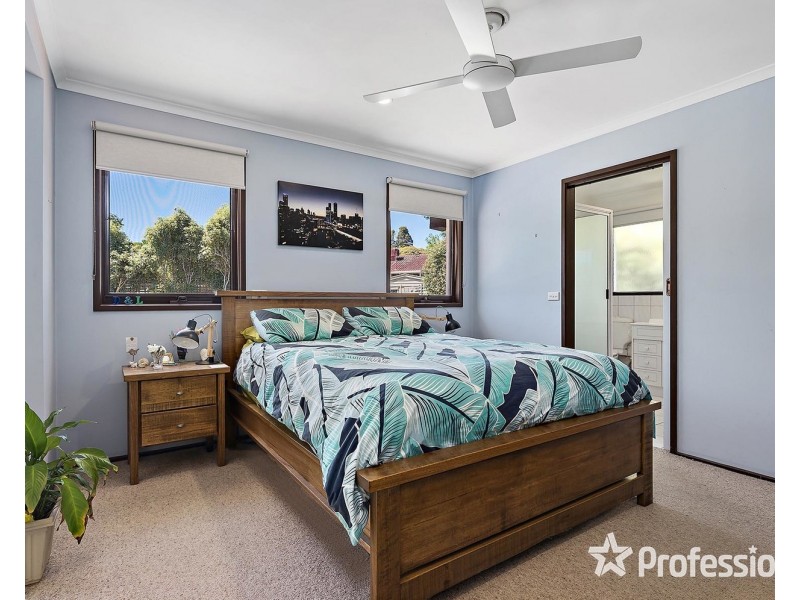 34 McDermott Avenue, Mooroolbark VIC 3138