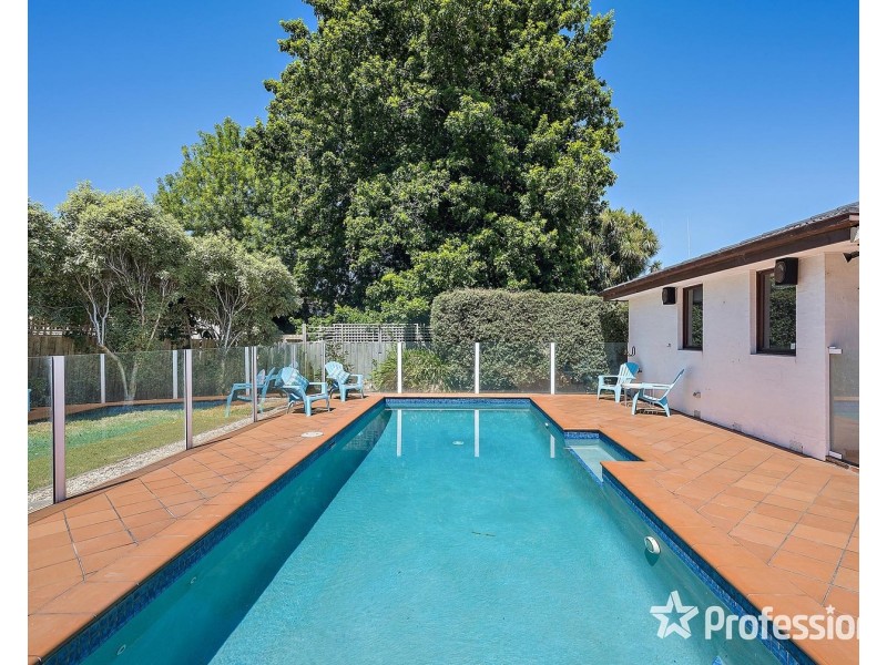 34 McDermott Avenue, Mooroolbark VIC 3138