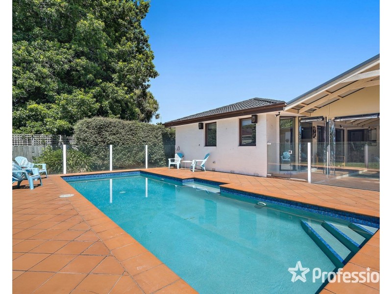 34 McDermott Avenue, Mooroolbark VIC 3138