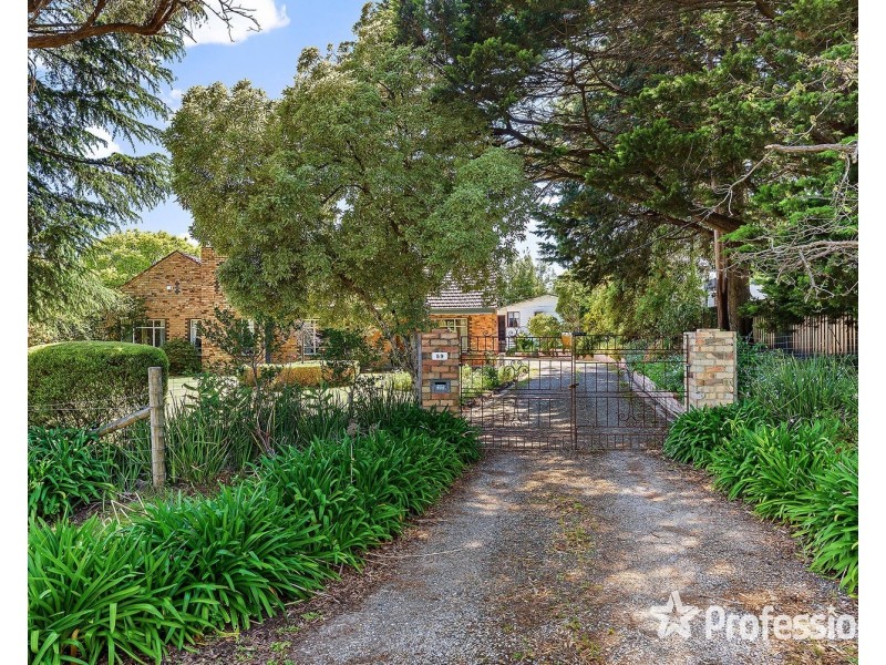 59-61 Cambridge Road, Mooroolbark VIC 3138