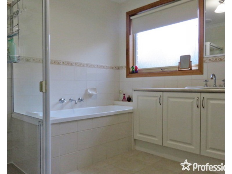 6/6 Devenish Avenue, Montrose VIC 3765