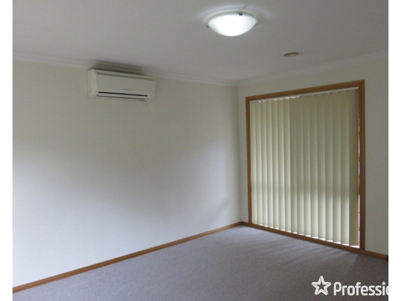 4/6 Devenish Avenue, Montrose VIC 3765