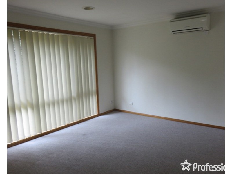 4/6 Devenish Avenue, Montrose VIC 3765