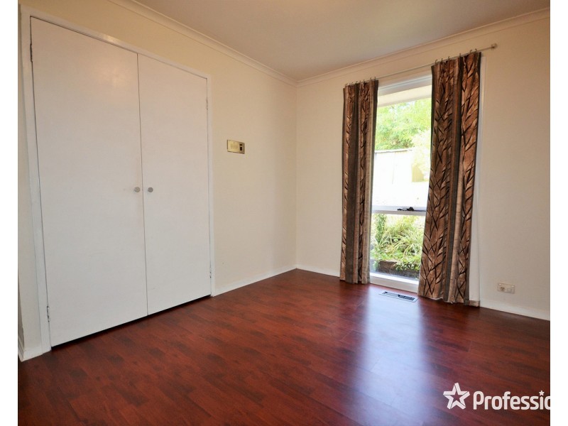 44 Highview Drive, Mooroolbark VIC 3138