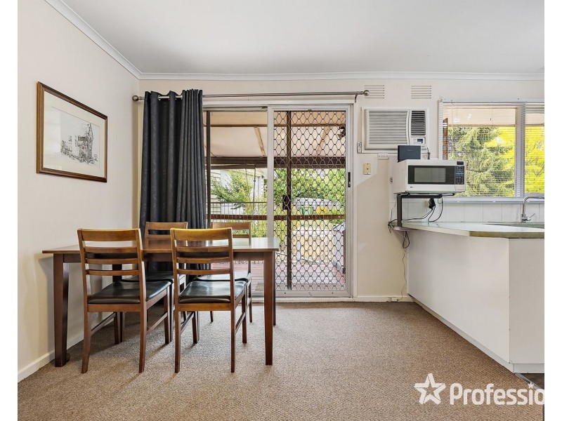 12 Tamworth Road, Kilsyth VIC 3137