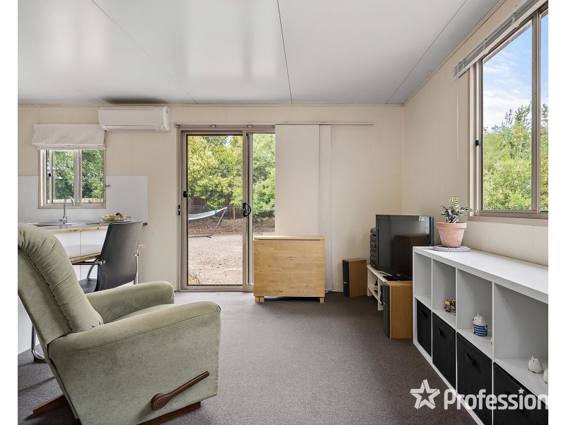 12 Tamworth Road, Kilsyth VIC 3137