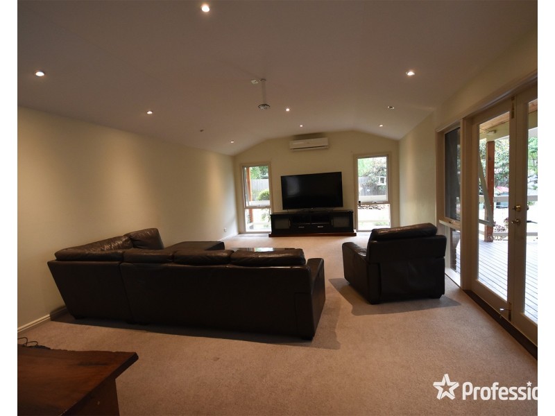26 Lanier Crescent, Croydon North VIC 3136