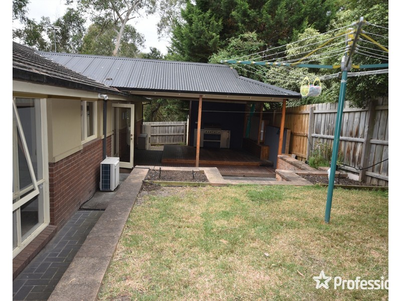 26 Lanier Crescent, Croydon North VIC 3136