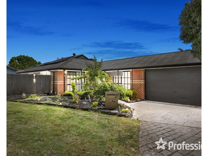 27 Clarkedale Rise, Kilsyth South VIC 3137