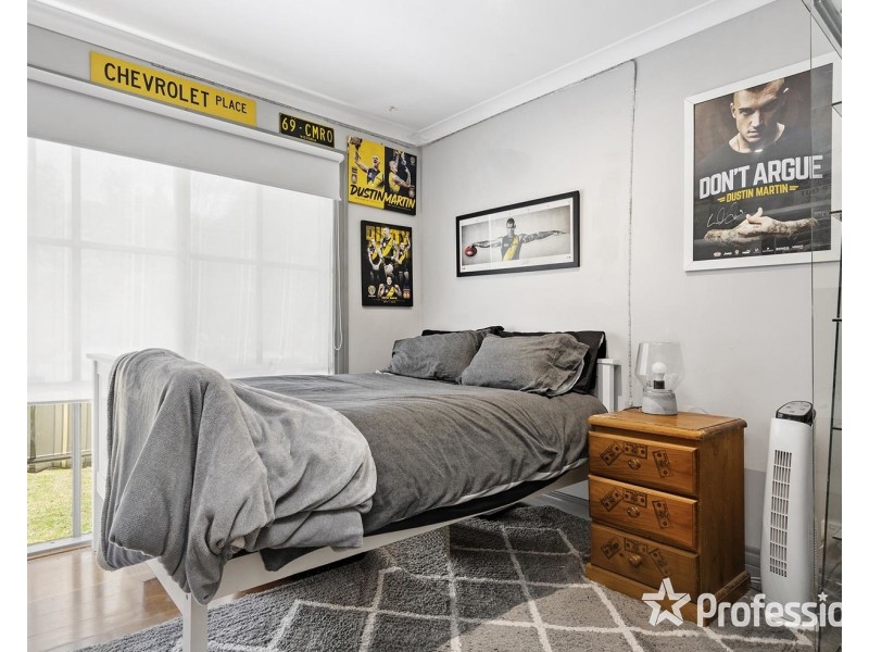 27 Clarkedale Rise, Kilsyth South VIC 3137