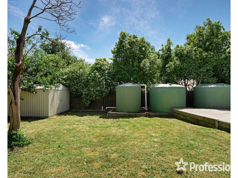 27 Clarkedale Rise, Kilsyth South VIC 3137