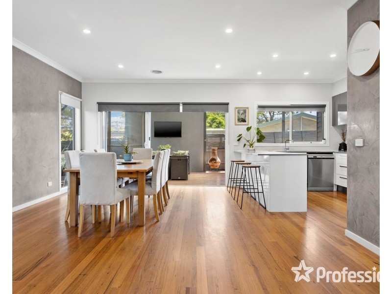 13a Sophie Street, Kilsyth VIC 3137