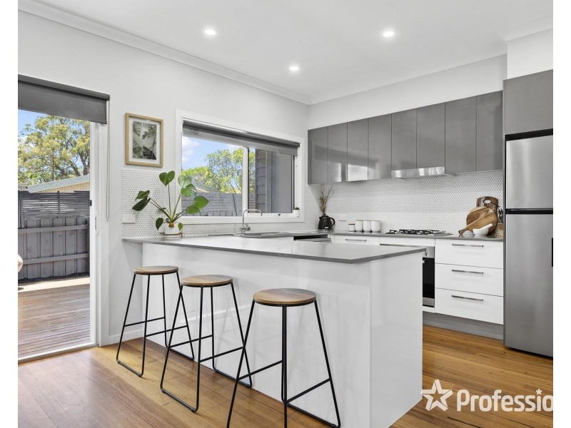 13a Sophie Street, Kilsyth VIC 3137