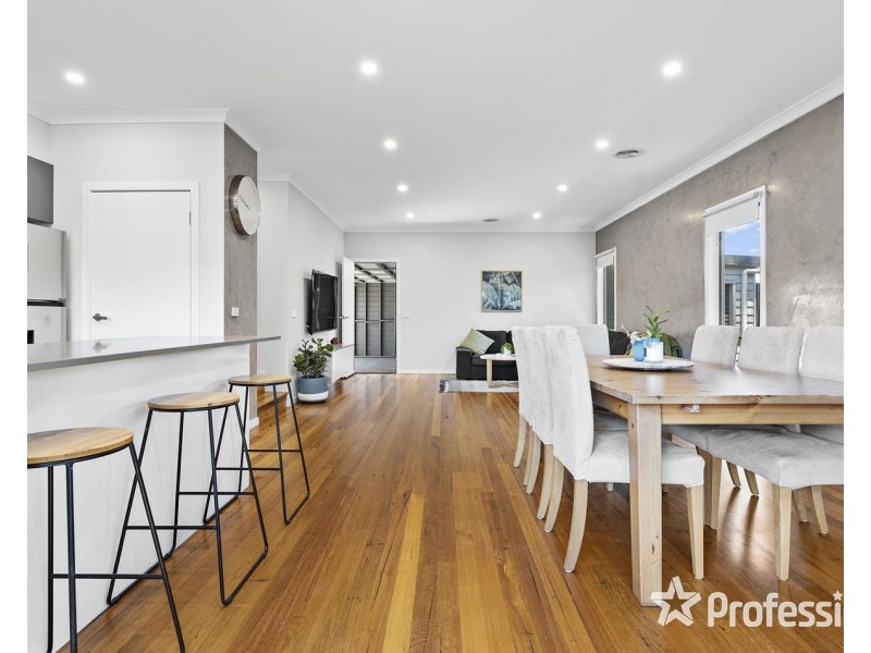 13a Sophie Street, Kilsyth VIC 3137