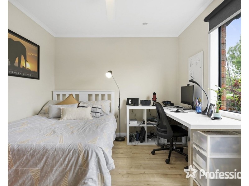 24 Anthony Drive, Chirnside Park VIC 3116