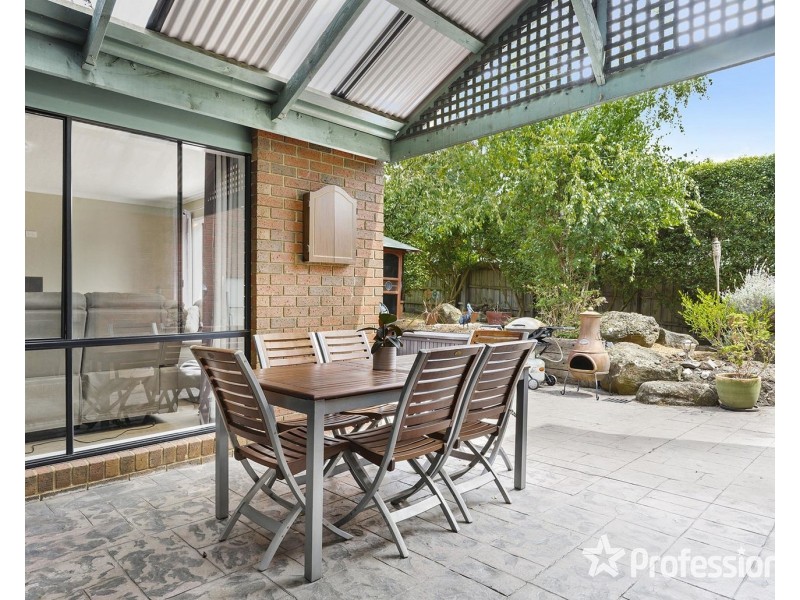 24 Anthony Drive, Chirnside Park VIC 3116