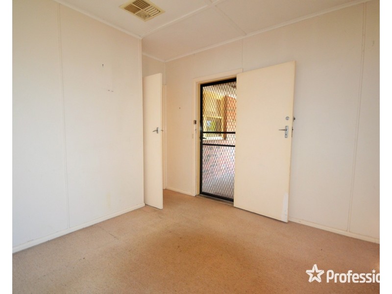 1/30 Felix Grove, Mooroolbark VIC 3138