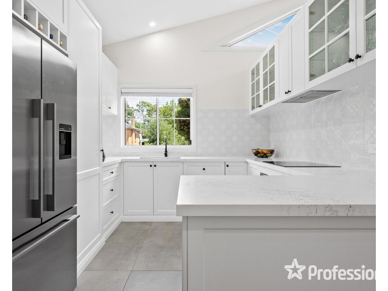1 Shadowplay Road, Mooroolbark VIC 3138