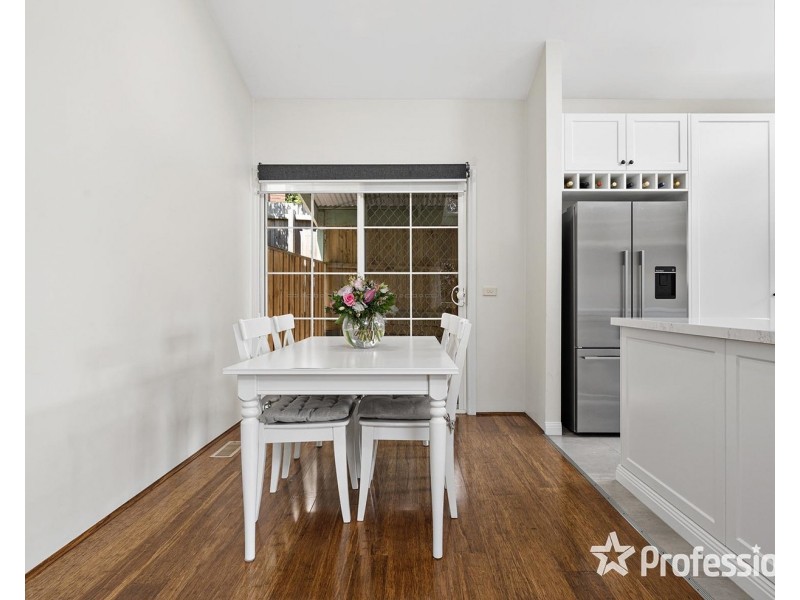 1 Shadowplay Road, Mooroolbark VIC 3138