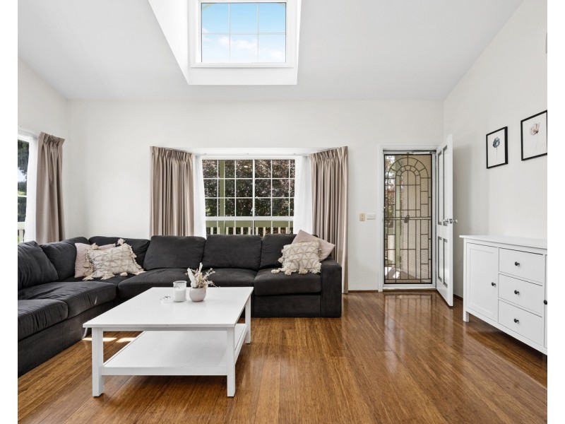 1 Shadowplay Road, Mooroolbark VIC 3138