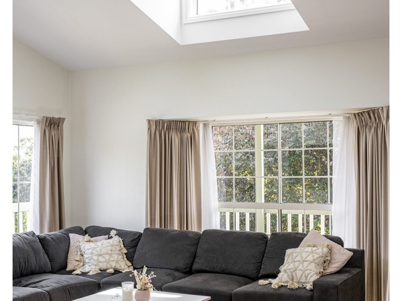 1 Shadowplay Road, Mooroolbark VIC 3138