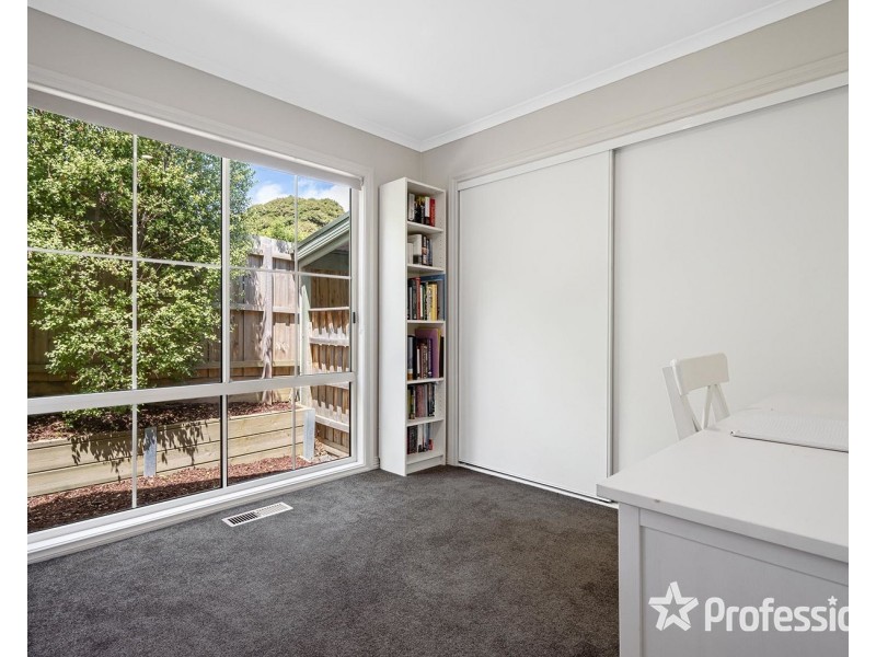 1 Shadowplay Road, Mooroolbark VIC 3138