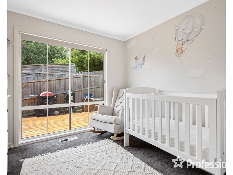 1 Shadowplay Road, Mooroolbark VIC 3138