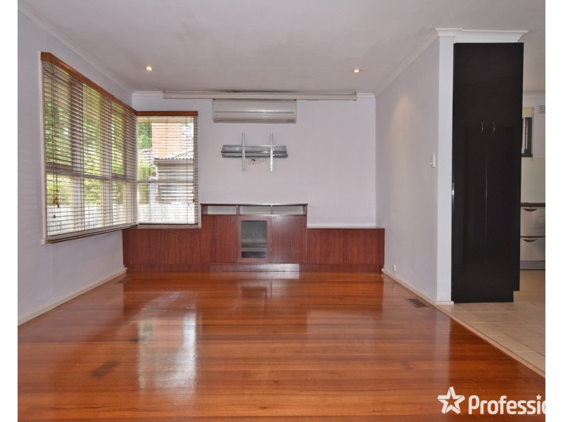 35 Lee-ann Crescent, Croydon VIC 3136