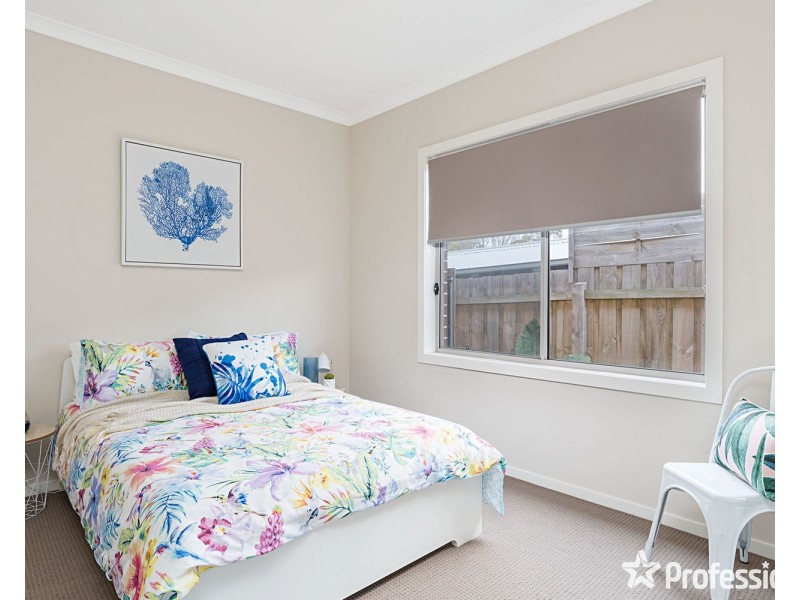 2/7 Wordsworth Street, Mooroolbark VIC 3138