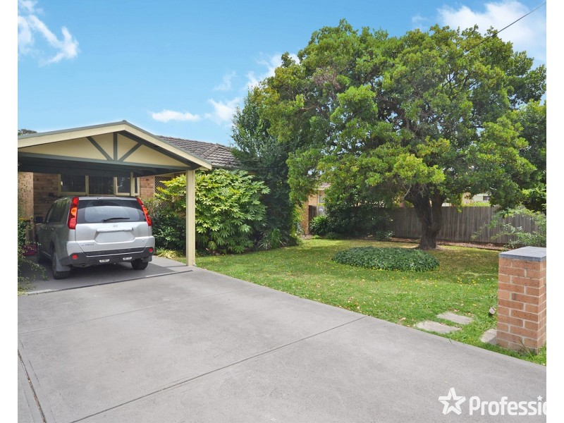 59 Pembroke Road, Mooroolbark VIC 3138