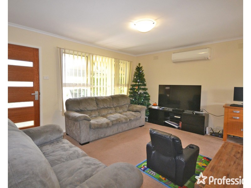59 Pembroke Road, Mooroolbark VIC 3138