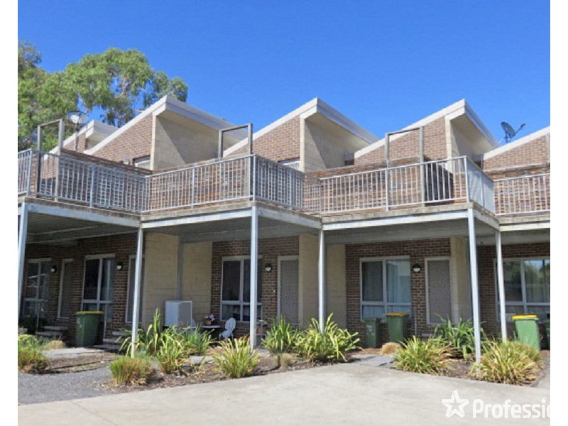21/8-10 Mount View Parade, Mooroolbark VIC 3138