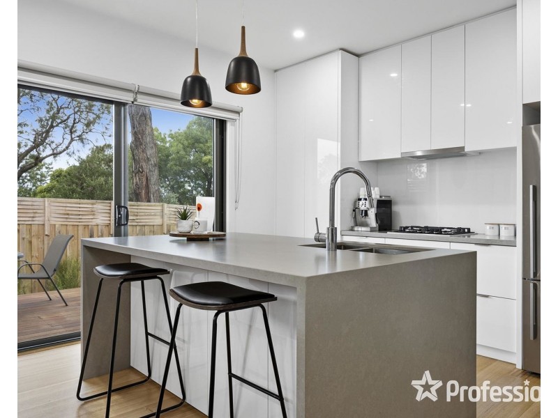 26a Lansell Road, Mooroolbark VIC 3138